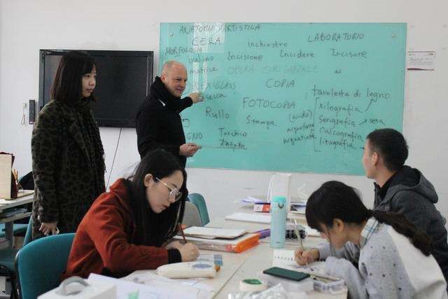 8005dd7b624f368c5cf60f5887d30b21.jpg 00002.jpg