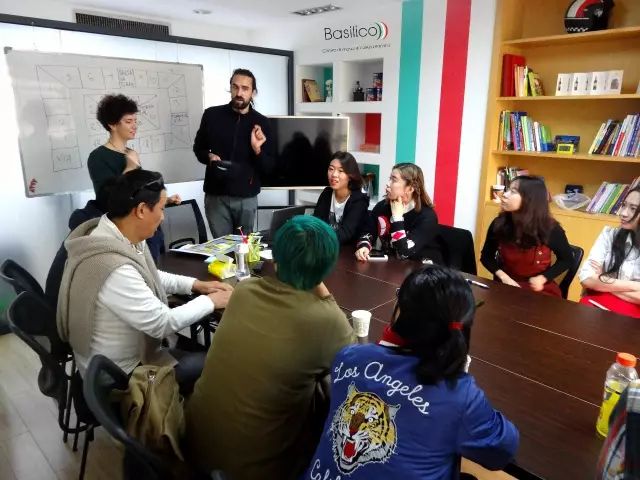 d9f9d30550ce6be76885e184412694ed.jpg d744a5f9621cf9de3f6ce684021a6e15.jpg