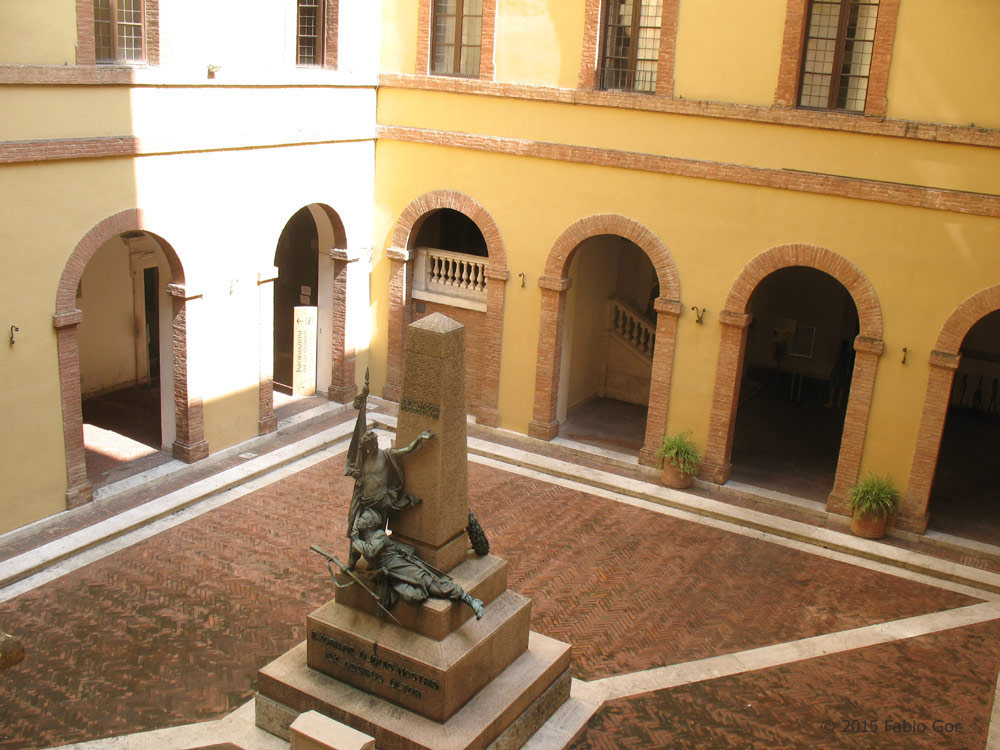 ad84926772e8a0267ad1385dd1ff7c98.jpg universita.di.siena.rettorato.jpg