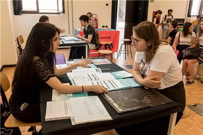 e67e1a47fe8343b662237d27bf09c5ea.jpg w6.jpg