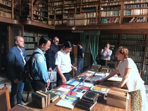 310d173bff1cc54c347851544cc225df.jpg t2.jpg