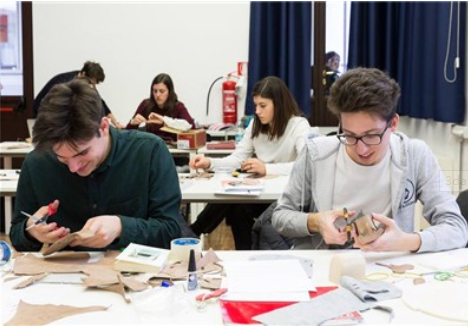 40120d97705ba96208843d3b774993bf.png d8.png