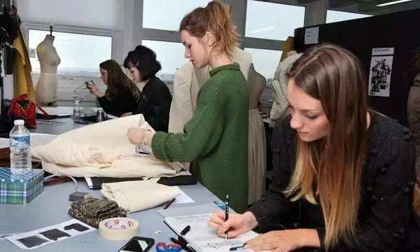 0f3d22c3fbd054a60a0e66a5d1b2833f.jpg 0f3d22c3fbd054a60a0e66a5d1b2833f.jpg