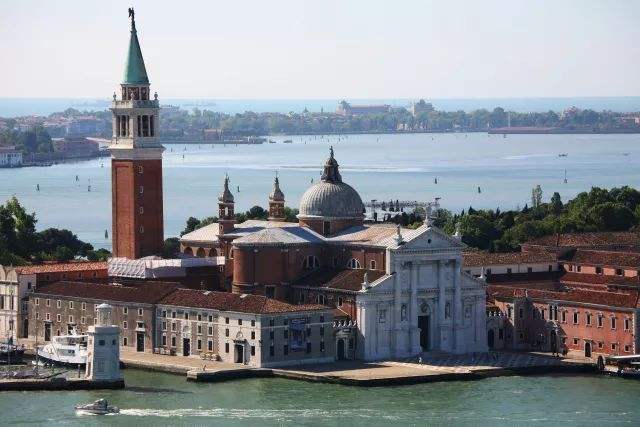 a8420f577ebe4335226a5302d1bdd7e0.jpg 11111.jpg