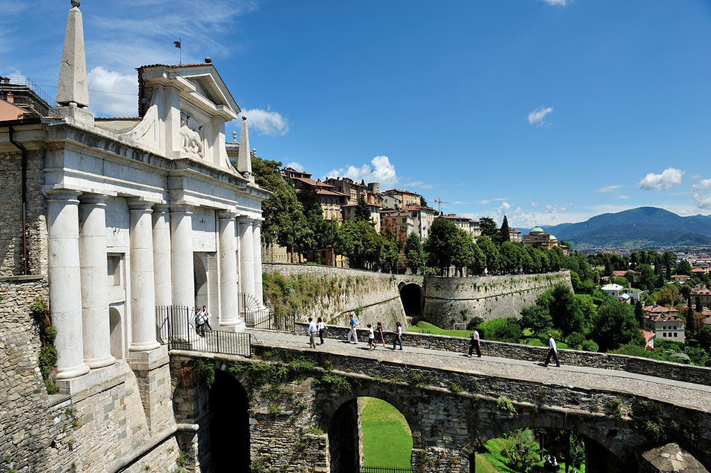 6845eb8daa13e2e7ec1112c42cf735b7.jpg 5555.jpg