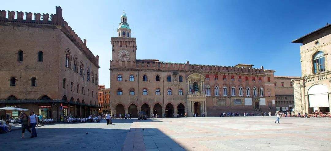 9d8b1013f701879ad85e3b35084905d3.jpg 222維羅納.jpg