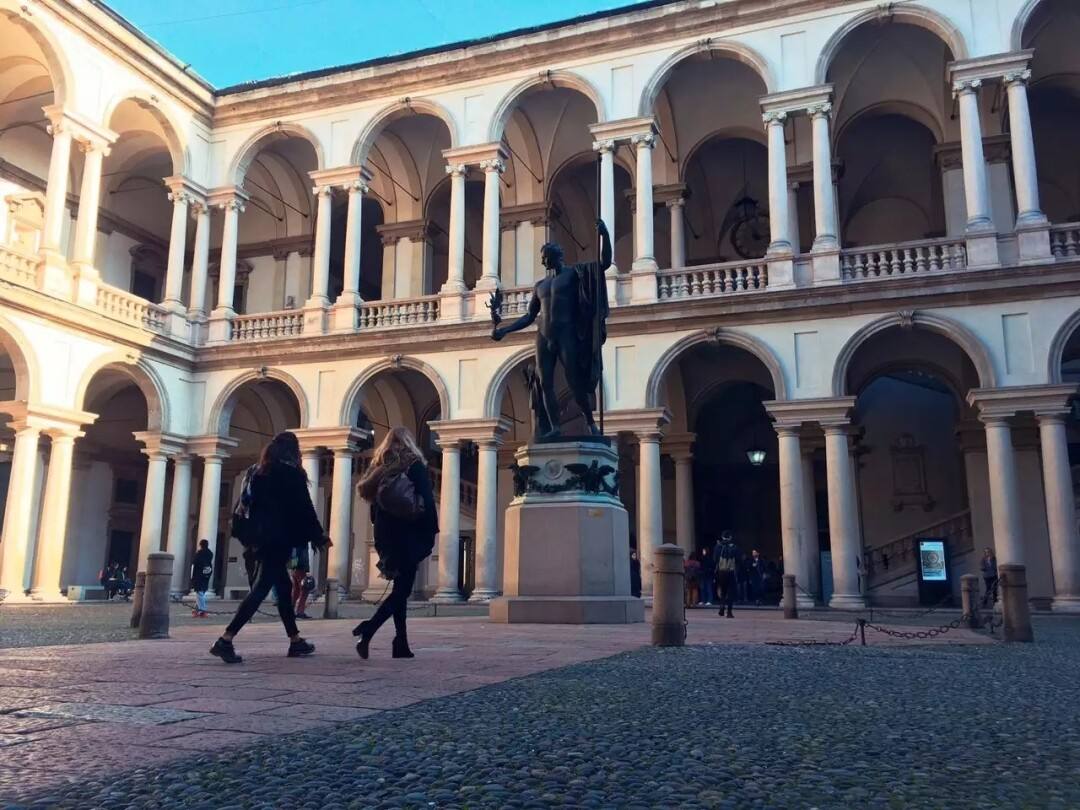 c568c3f19cd82a8e56d6bd76933df264.jpg 22222.jpg